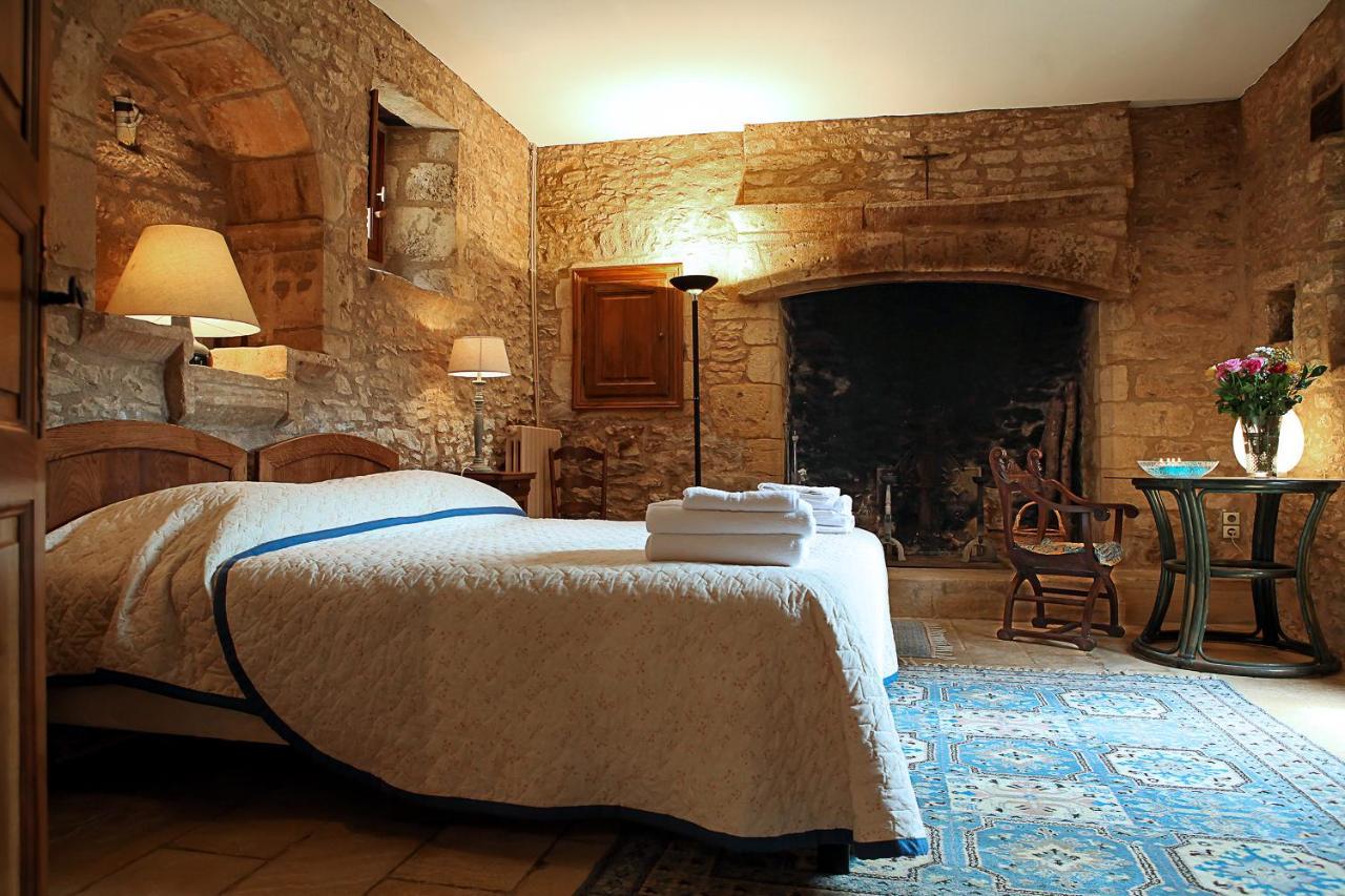 Chambres D'Hotes Avec Piscine La Rossillonie Beynac-et-Cazenac Zewnętrze zdjęcie